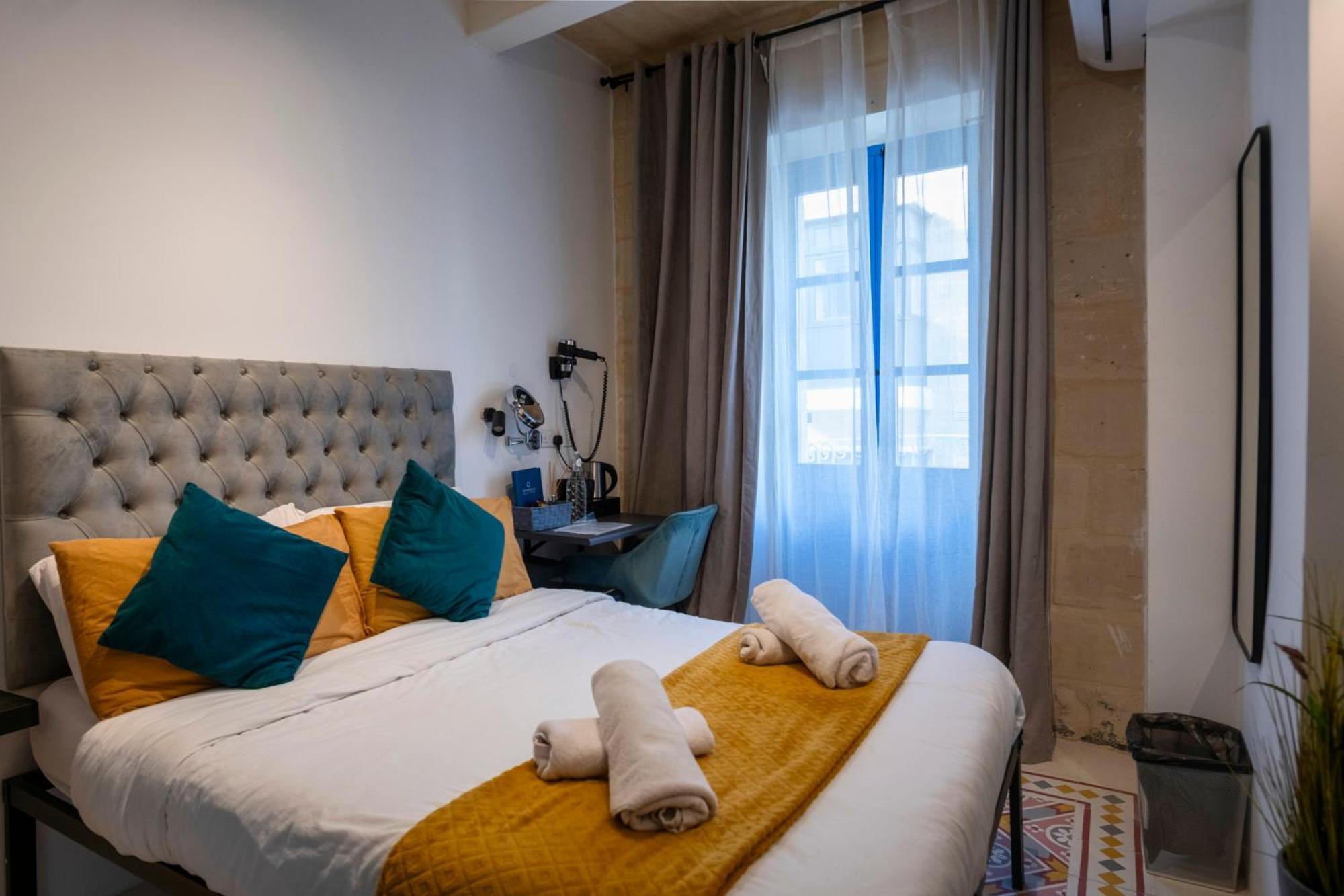 Mandera'S Boutique Suites & Dorms Valletta Zewnętrze zdjęcie