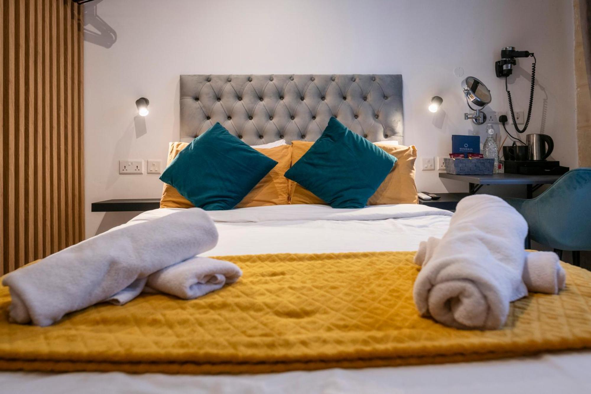 Mandera'S Boutique Suites & Dorms Valletta Zewnętrze zdjęcie